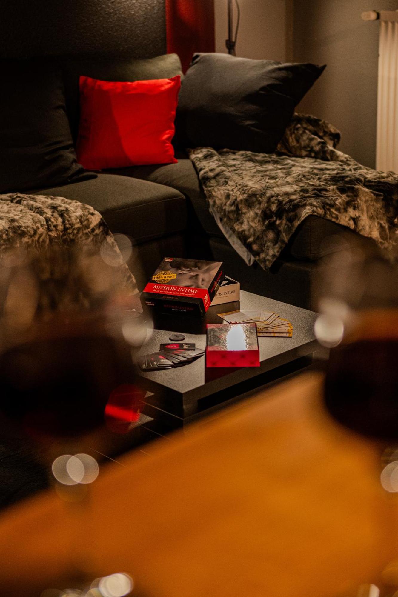 Apartment Cocon Sensuel - 50 Nuances - Les Cocons De Nath Montbeliard